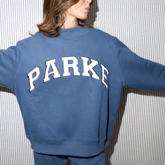 PARKE FLEECE VARSITY MOCKNECK BLUE WITH WHITE WORDS S/M - Picture 1 of 5